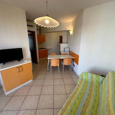 Residence Diana Frontemare - Agenzia Cocal Caorle Exterior photo